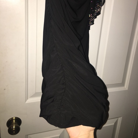 Formal Black dress - Picture 2 of 4